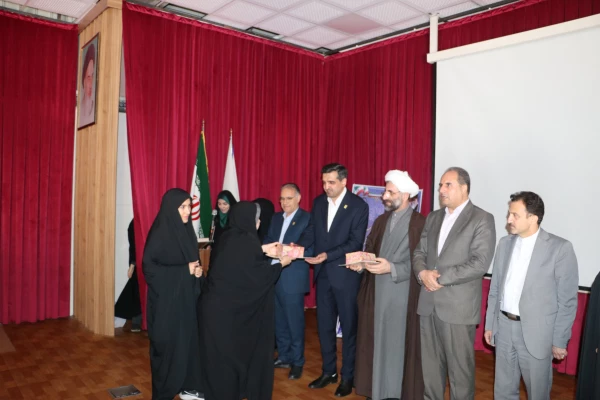 برگزاری آیین بزرگداشت مقام معلم و سرآمدی آموزش در دانشگاه فرهنگیان استان آذربایجان شرقی 11