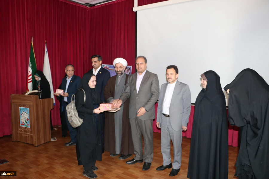 برگزاری آیین بزرگداشت مقام معلم و سرآمدی آموزش در دانشگاه فرهنگیان استان آذربایجان شرقی 13