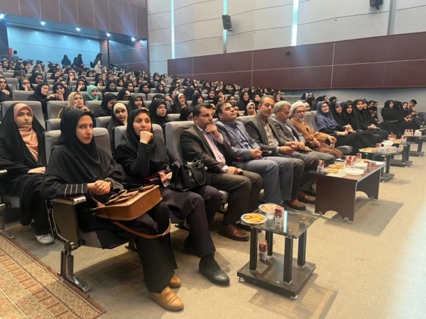 آیین گرامیداشت هفته سرآمدی آموزش و مقام معلم در دانشگاه فرهنگیان استان قزوین 4