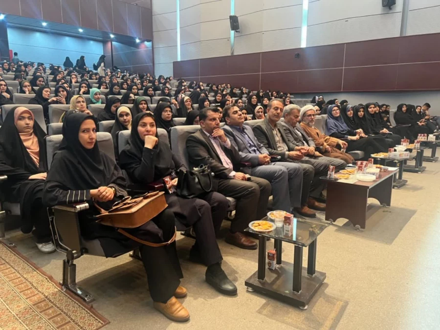 آیین گرامیداشت هفته سرآمدی آموزش و مقام معلم در دانشگاه فرهنگیان استان قزوین 4