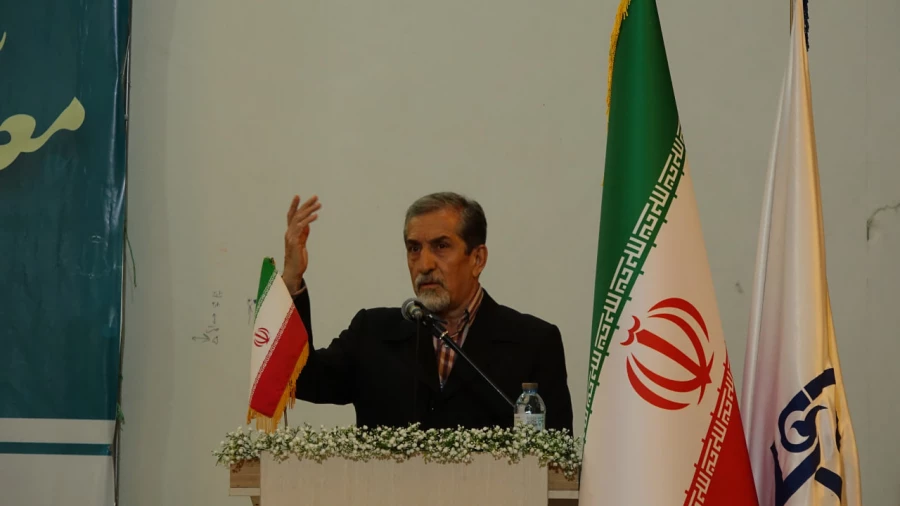 برگزاری مراسم بزرگداشت مقام معلم و سرآمدی آموزش در دانشگاه فرهنگیان کردستان 6