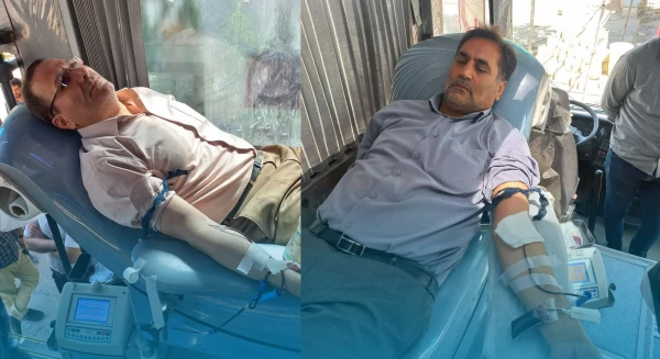 
پویش اهدای خون در دانشگاه فرهنگیان کرمانشاه برای هرمزگان
 3