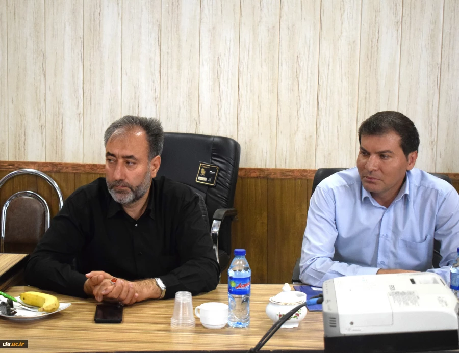 
نشست انجمن خیرین و بررسی مسائل و مشکلات دانشگاه فرهنگیان استان کرمانشاه
 5