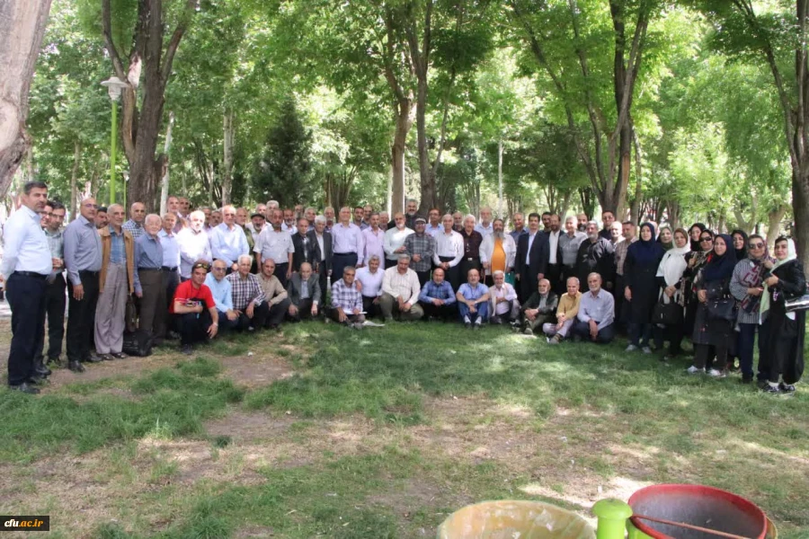 تجلیل از استادان و کارمندان برتر دانشگاه فرهنگیان استان اصفهان در هفته سرآمدی آموزش 11