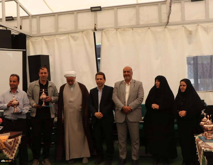 تجلیل از استادان و کارمندان برتر دانشگاه فرهنگیان استان اصفهان در هفته سرآمدی آموزش 13