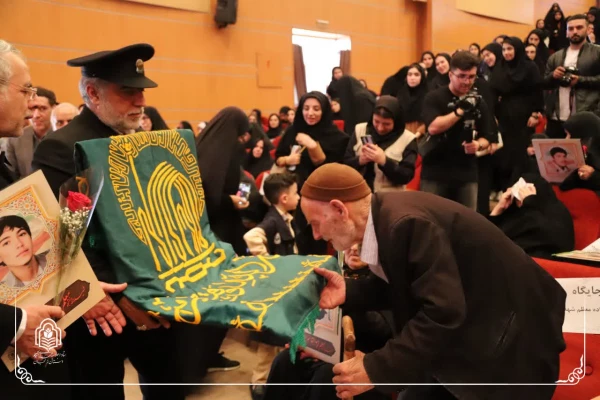 چهاردهمین اجلاسیه استانی کنگره ۱۰۳۰ شهید دانشجومعلم استان زنجان برگزار شد 7