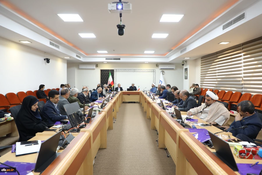 نشست روسای دانشگاه های استانی و مدیران ستادی 10