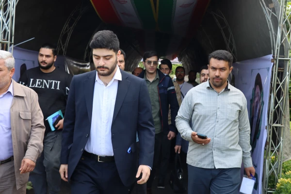 دانشجویان دانشگاه فرهنگیان در سومین جشنواره شهید آوینی، خوش درخشیدند. 5