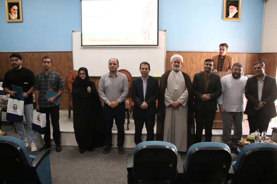 همایش بزرگداشت روز روابط عمومی و ارتباطات و تجلیل از کارشناسان روابط عمومی و یاوران رسانه 4