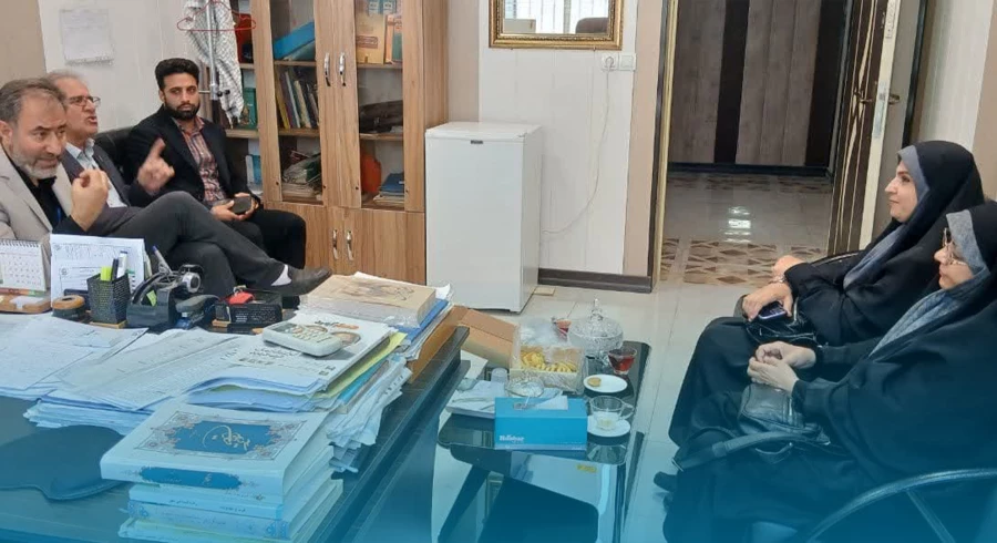 
بازدید مدیران کل مالی و منابع انسانی سازمان مرکزی از دانشگاه فرهنگیان کرمانشاه
 5