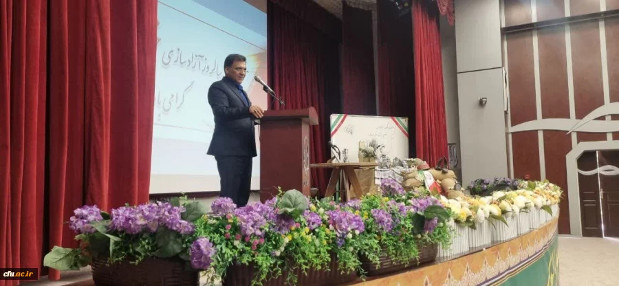 
یکی از افتخارات ما این است که یک چهارم از شهدای دانشجویی کشور، از شهدای دانشجومعلم هستند 2