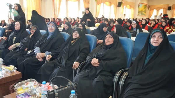 برگزاری آیین دانش آموختگی دانشجومعلمان دانشگاه فرهنگیان مازندران 4