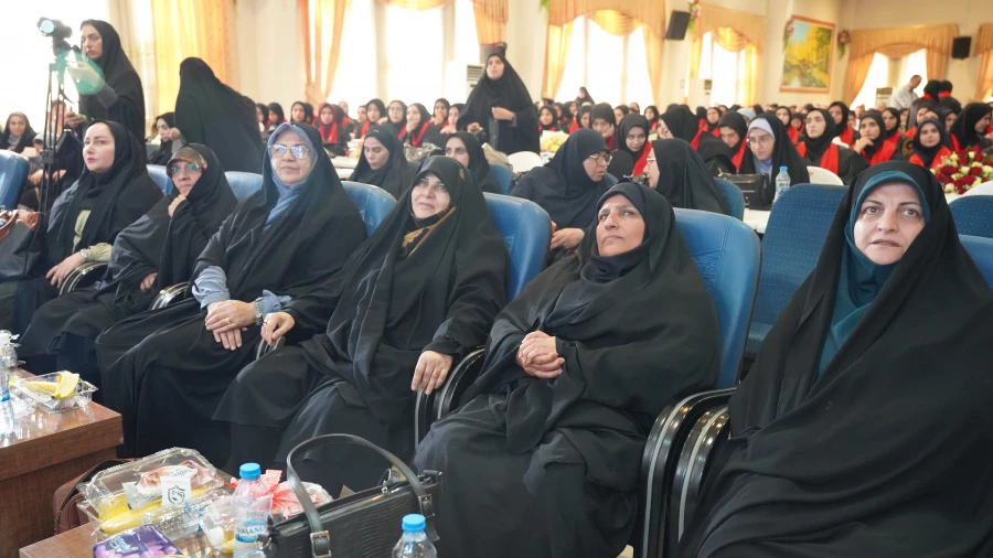 برگزاری آیین دانش آموختگی دانشجومعلمان دانشگاه فرهنگیان مازندران 4