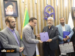 ابوالفضل نصرآبادی به سمت مدیرکل حقوقی، املاک و رسیدگی به شکایات دانشگاه فرهنگیان منصوب شد

 2