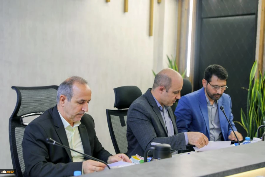  اربعین عاشقانه ترین حرکت فرهنگی دانشگاه است

 4