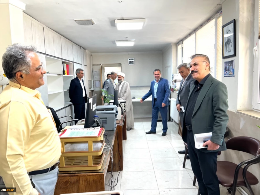 بازدید معاون آموزشی و تحصیلات تکمیلی سازمان مرکزی از روند اجرای امتحانات استان قزوین 2