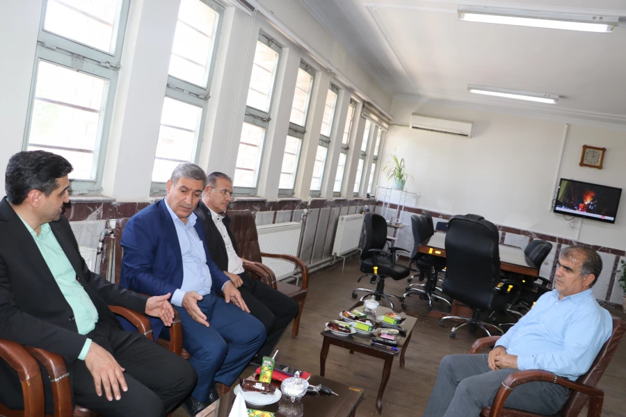 بازدید مدیر وابسته به کارورزی سازمان مرکزی از پردیس های آذربایجان شرقی  5