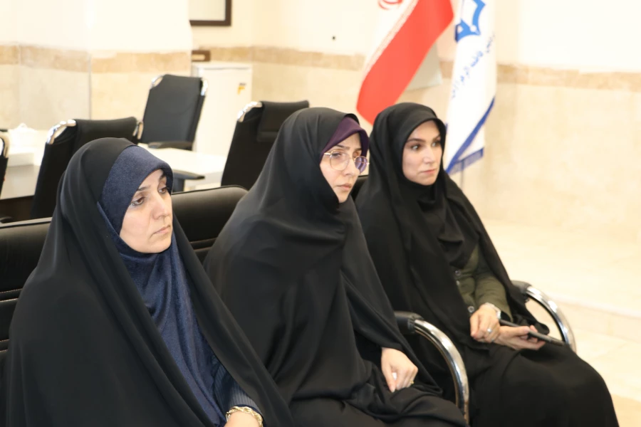 بازدید مدیر وابسته به کارورزی سازمان مرکزی از پردیس های آذربایجان شرقی  13