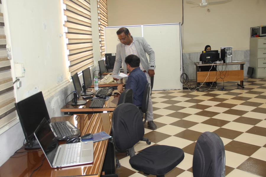  برگزاری آزمون الکترونیکی معلمان داوطلب اعزام به مدارس خارج از کشور در پردیس شهید بهشتی دانشگاه فرهنگیان هرمزگان 6