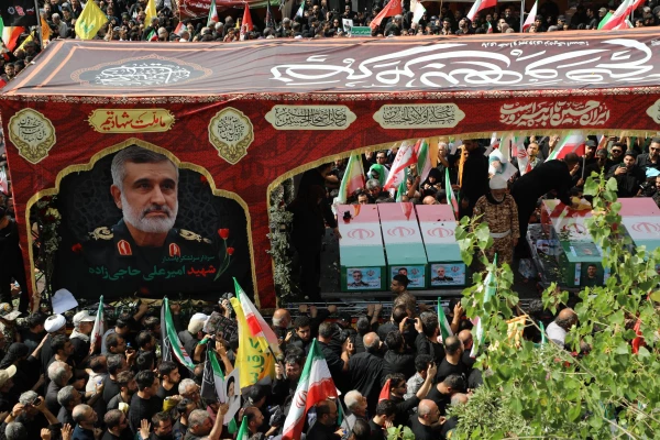 برپایی موکب دانشگاه فرهنگیان در آیین تشییع شهدای اقتدار ایران  14