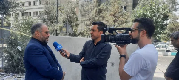 بازدید اعضای هیأت علمی دانشگاه فرهنگیان از اماکن آسیب دیده از جنایات رژیم صهیونیستی در تهران
 3