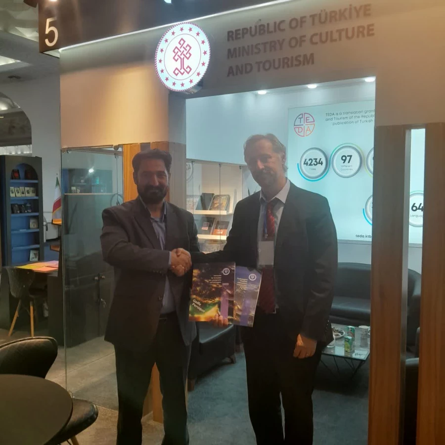 نمایشگاه بین المللی کتاب تهران فرصتی مغتنم برای معرفی ظرفیت ها و توانمندی های دانشگاه فرهنگیان 3