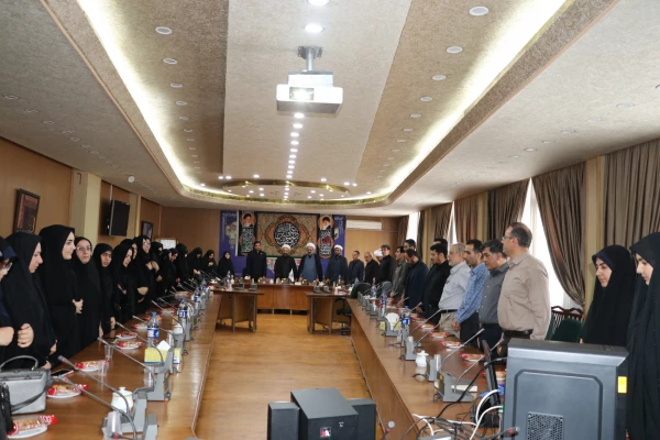 نشست بررسی معیارهای مقاومت و پیروزی در دنیای معاصر با نگاه به تاریخچه قیام امام حسین(ع) .


. 9