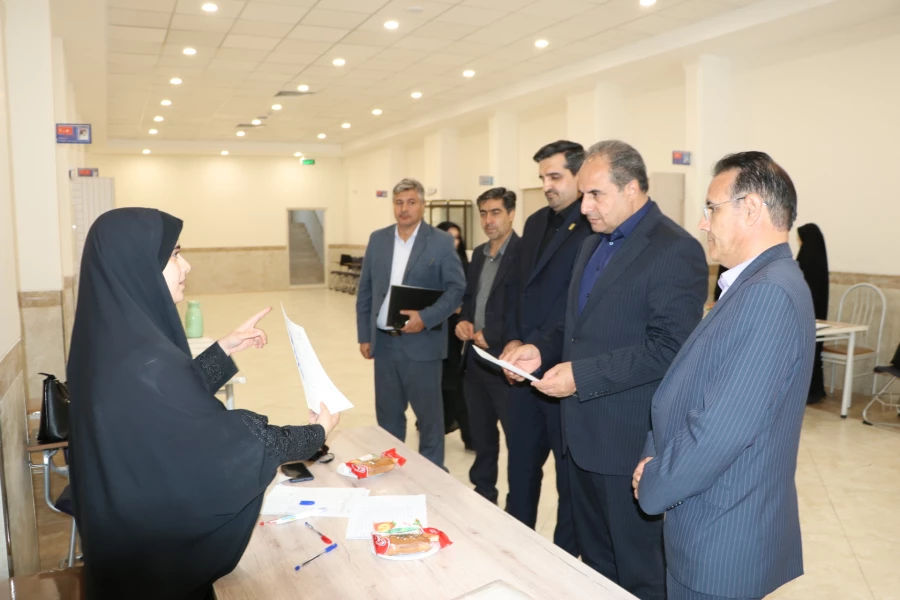 مصاحبه علمی ۲۷۹۸ داوطلب چند برابر ظرفیت در دانشگاه فرهنگیان آذربایجان شرقی آغاز شد
 4