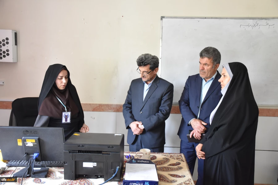 بازدید معاون استاندار از حوزه ارزیابی داوطلبان ورود به دانشگاه فرهنگیان دانشگاه استان چهارمحال و بختیاری 6