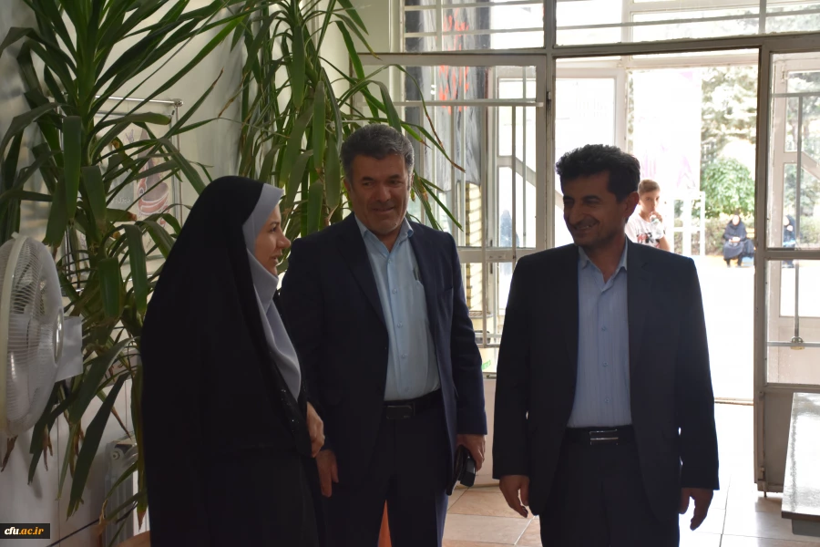 بازدید معاون استاندار از حوزه ارزیابی داوطلبان ورود به دانشگاه فرهنگیان دانشگاه استان چهارمحال و بختیاری 3
