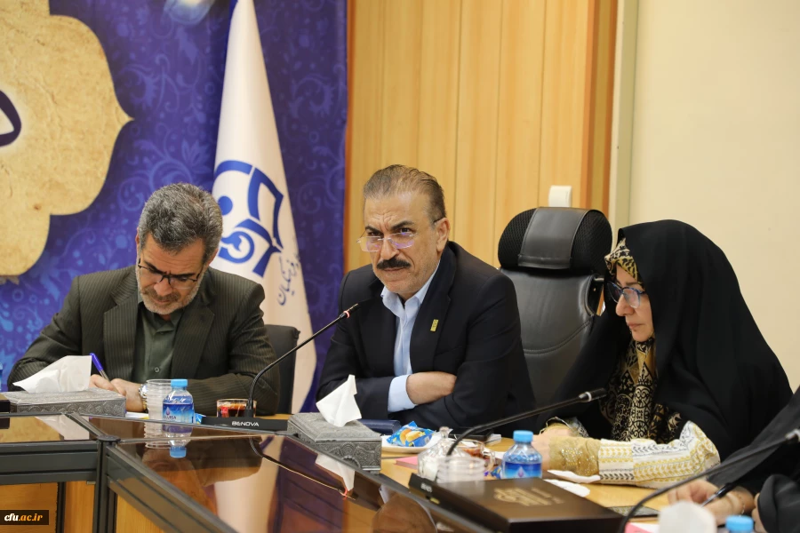 جلسه «کمیته علمی همایش بین المللی مرجعیت علمی در تربیت معلم» برگزار شد 3