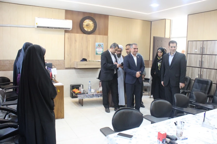 معاون سیاسی استاندار بوشهر:
پذیرش 321 دانشجومعلم در پردیس های دانشگاه فرهنگیان استان بوشهر
 2