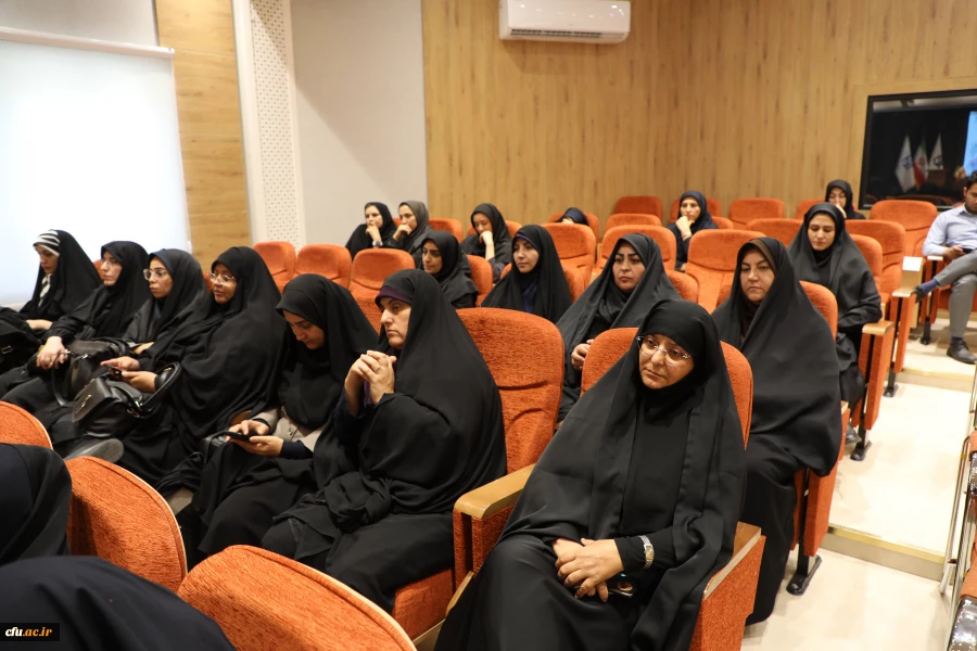 نشست تبیین مسایل روز 8