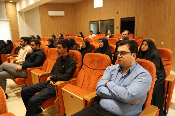 نشست تبیین مسایل روز 13