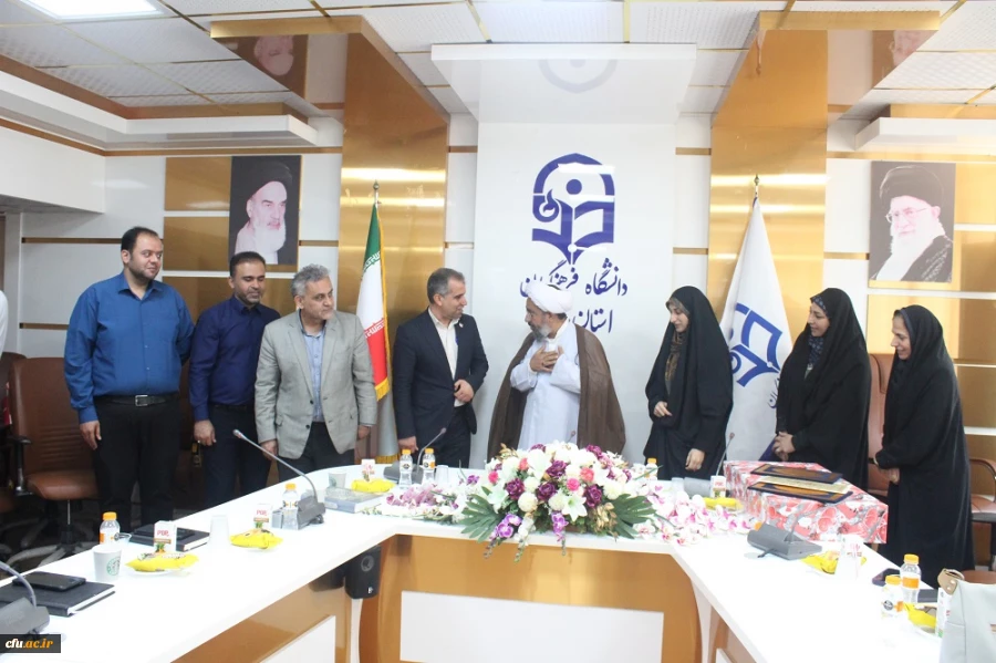 سرپرست پردیس بنت الهدی صدر بوشهر شد 19