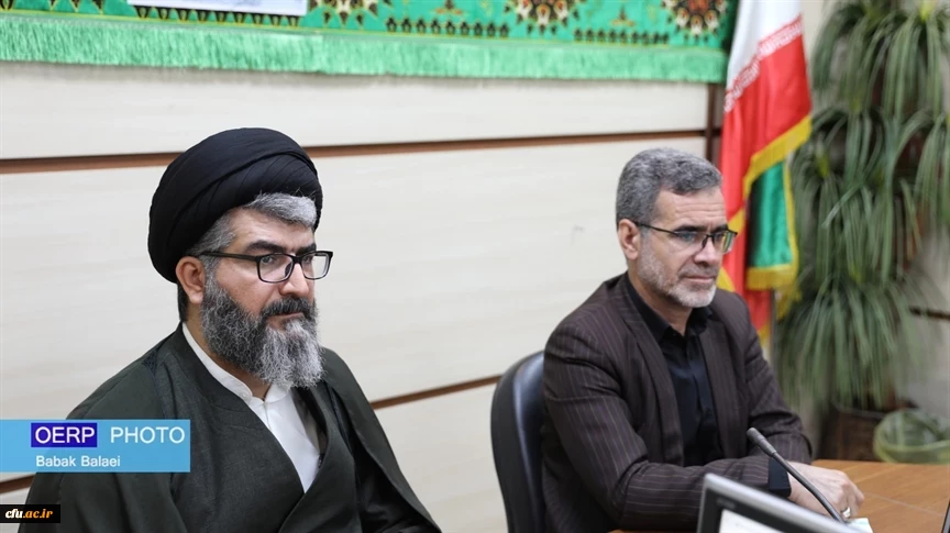 دومین جلسه کمیته علمی «همایش بین المللی مرجعیت علمی در تربیت معلم؛ چالش ها، راهبردها و راهکارها» در پژوهشگاه برگزار شد.
 3