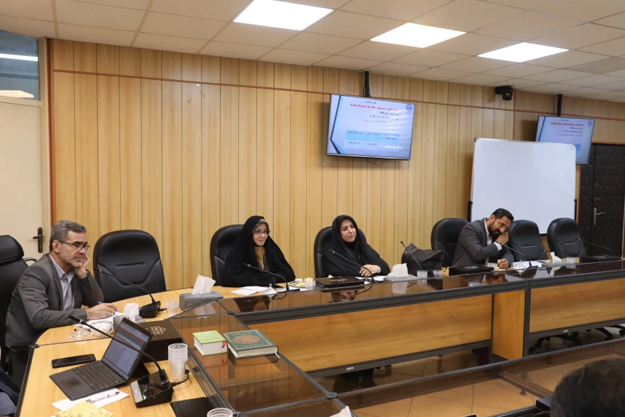 جلسه "شورای سیاستگذاری همایش مرجعیت علمی در تربیت معلم" برگزار شد
 2