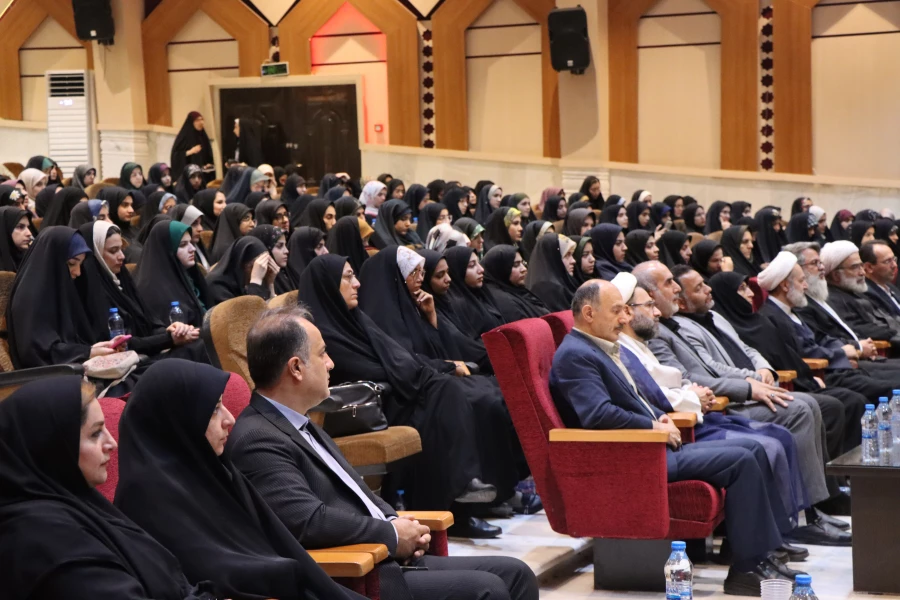 دانشگاه فرهنگیان؛ سنگر دفاع از ارزش های انقلاب اسلامی
 17