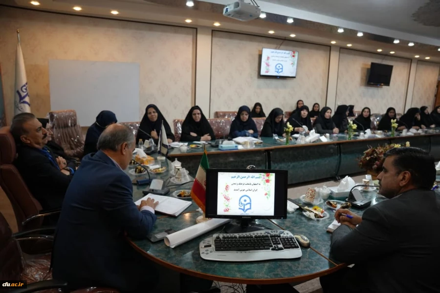 برگزاری نشست معاون آموزشی دانشگاه فرهنگیان کشور با مسئولان و کارکنان دانشگاه فرهنگیان استان اصفهان 2
