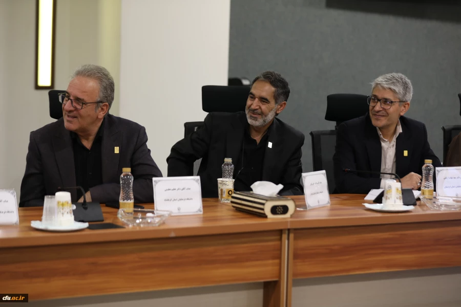 نشست هم اندیشی مدیران استانی با اعضای هیات رئیسه دانشگاه فرهنگیان با رویکرد تبیین برنامه های فرصت مهر 18