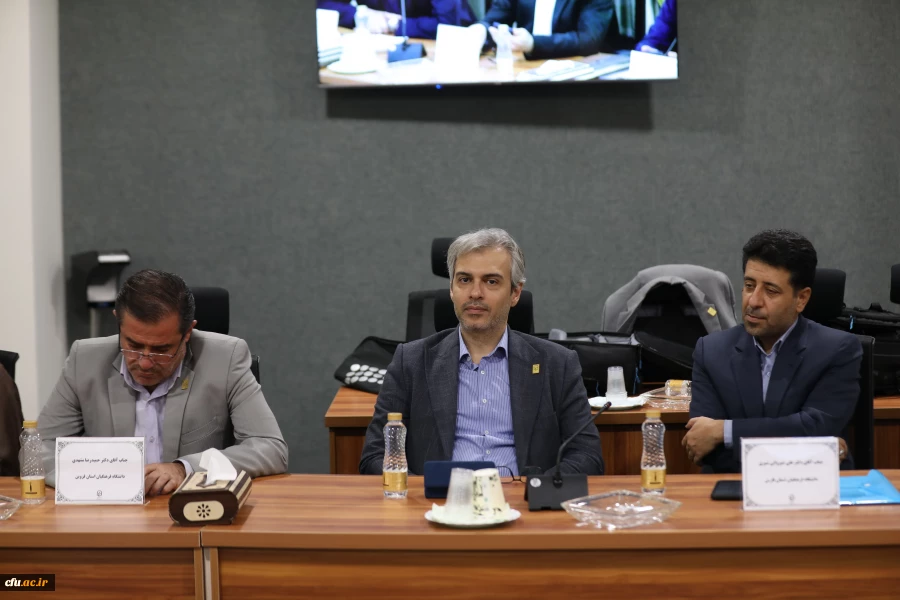 نشست هم اندیشی مدیران استانی با اعضای هیات رئیسه دانشگاه فرهنگیان با رویکرد تبیین برنامه های فرصت مهر 19