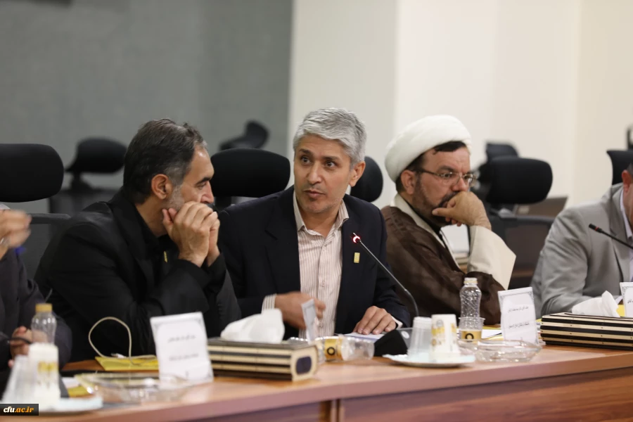 نشست هم اندیشی مدیران استانی با اعضای هیات رئیسه دانشگاه فرهنگیان با رویکرد تبیین برنامه های فرصت مهر 41