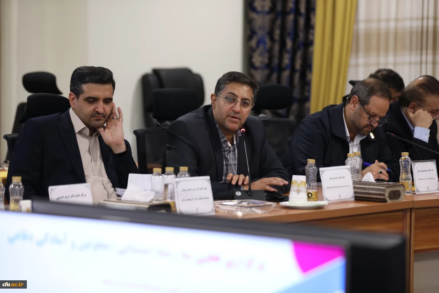 نشست هم اندیشی مدیران استانی با اعضای هیات رئیسه دانشگاه فرهنگیان با رویکرد تبیین برنامه های فرصت مهر 50