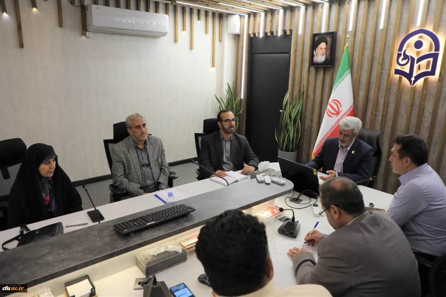 نشست نمایندگان بازنشستگان دانشگاه فرهنگیان با رئیس دانشگاه و نماینده وزیر آموزش و پرورش 2