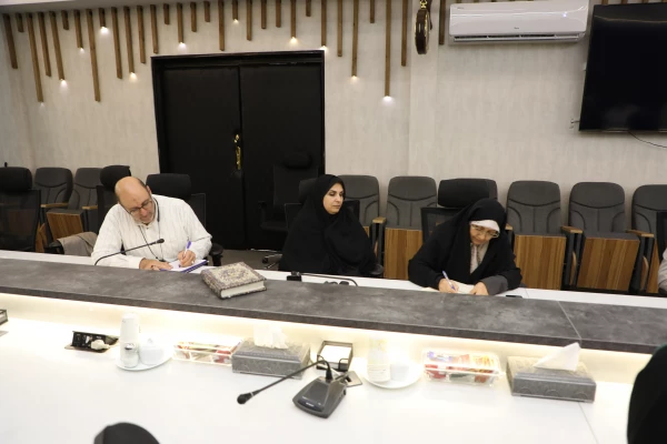 نشست نمایندگان بازنشستگان دانشگاه فرهنگیان با رئیس دانشگاه و نماینده وزیر آموزش و پرورش 9