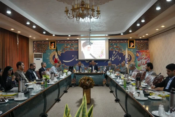 مدیریت استانی دانشگاه فرهنگیان اصفهان میزبان روسای دانشگاه های اصفهان با معاون سیاسی، اجتماعی استانداری اصفهان شد.
   5