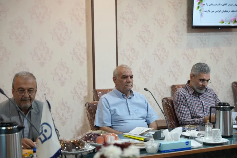 مدیریت استانی دانشگاه فرهنگیان اصفهان میزبان روسای دانشگاه های اصفهان با معاون سیاسی، اجتماعی استانداری اصفهان شد.
   10