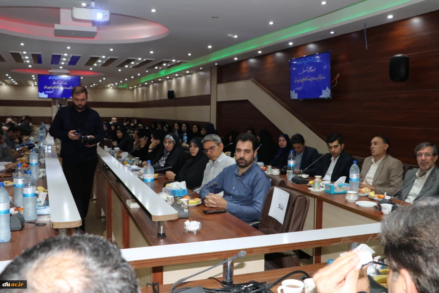 تحصیل ۱۲۰ هزار دانشجو معلم در مهر ماه امسال  15