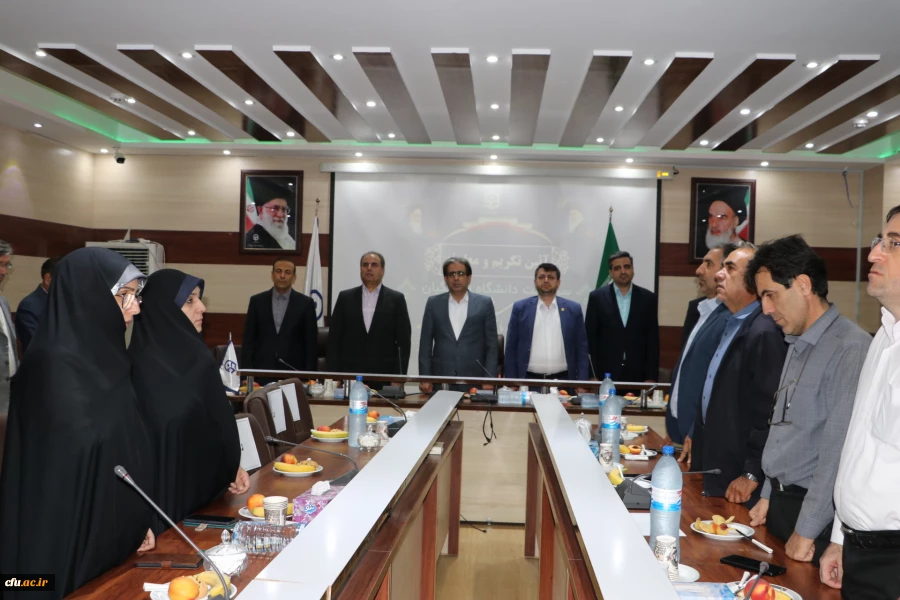 تحصیل ۱۲۰ هزار دانشجو معلم در مهر ماه امسال  16