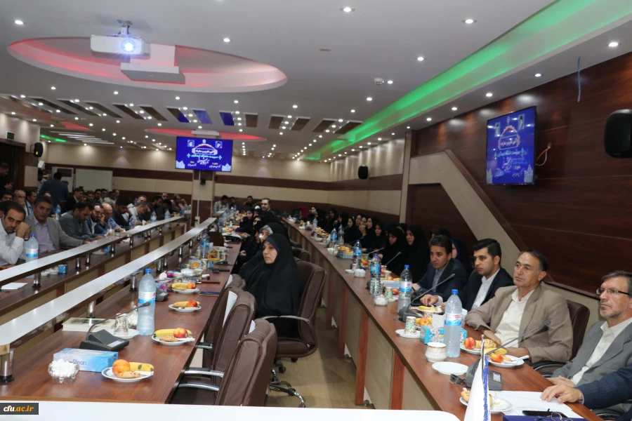 تحصیل ۱۲۰ هزار دانشجو معلم در مهر ماه امسال  19